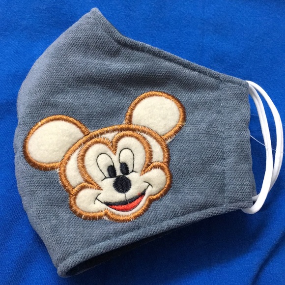 FACE MASK NEW DOUBLE LAYERS STRETCHY - Picture 1 of 5